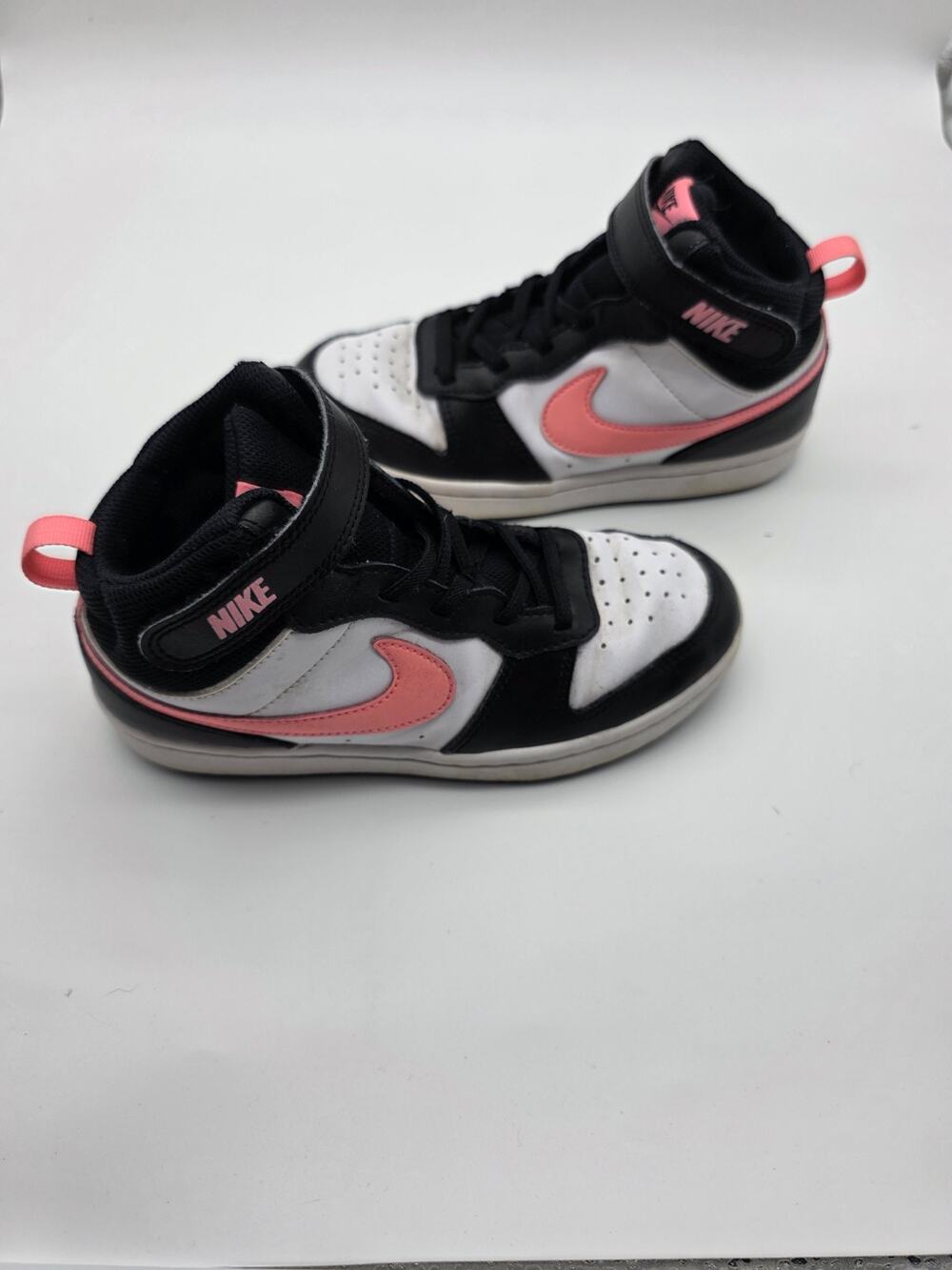 Nike Court Borough Mid 2 Kids Shoes Size 1.5Y Black White Pink High Top